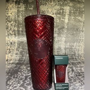 Starbuckus cup color red